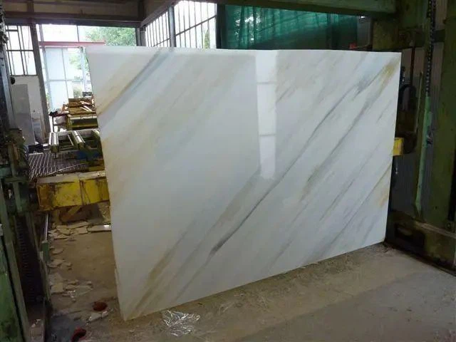 calacatta lincoln marble slab